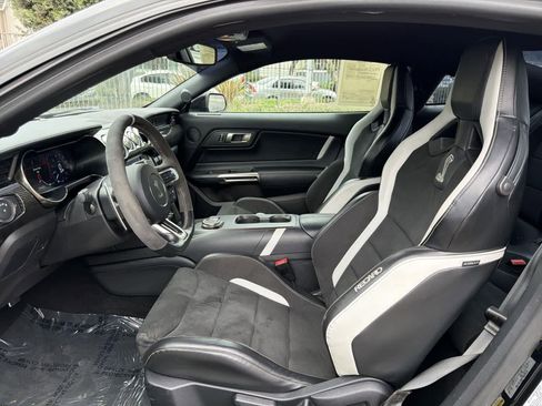 Used 2020 Ford Mustang Shelby GT500 w/ Technology Package image 23