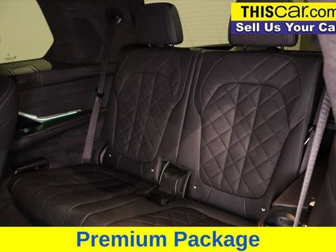 Used 2024 BMW X7 xDrive40i w/ M Sport Package image 23