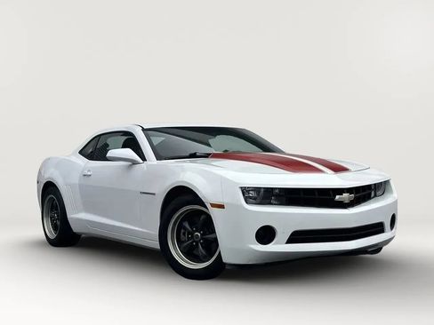 Used 2012 Chevrolet Camaro LS RWD image 3