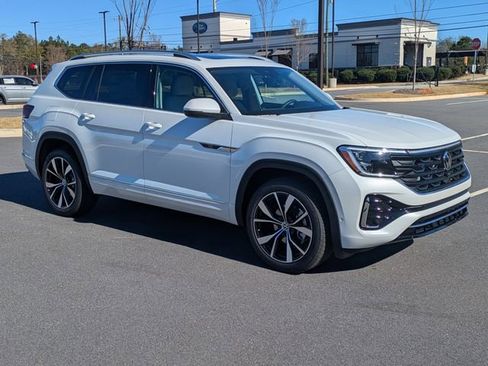 New 2026 Volkswagen Atlas SEL Premium R-Line AWD/4WD image 2