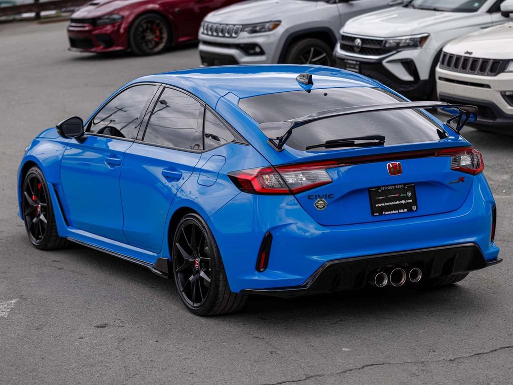 Used 2025 Honda Civic Type R image 6