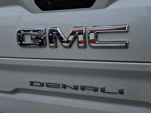 Used 2021 GMC Sierra 1500 Denali w/ Denali Ultimate Package AWD/4WD image 35