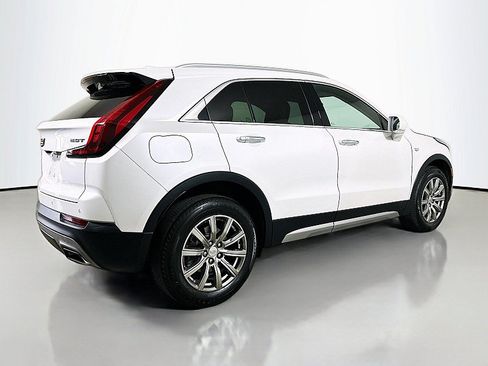 Used 2019 Cadillac XT4 Premium Luxury AWD/4WD image 4