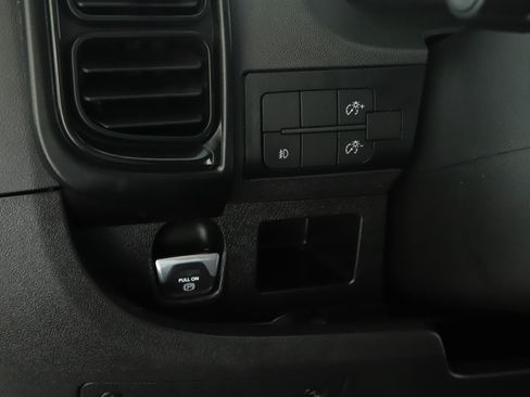 Used 2026 RAM ProMaster 2500 w/ Convenience Group FWD image 6