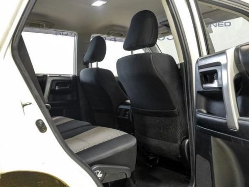 Used 2017 Toyota 4Runner SR5 RWD image 49