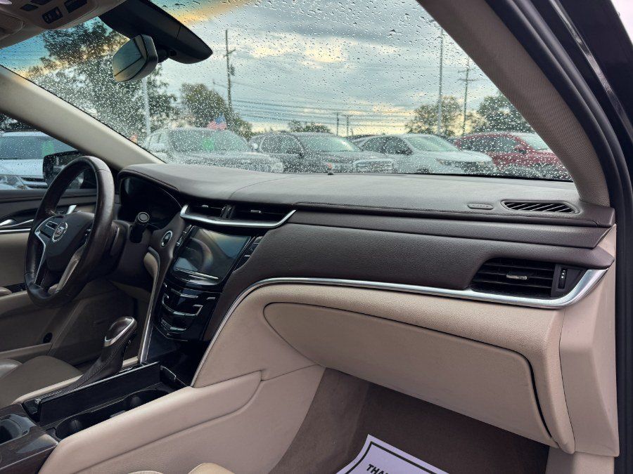 Used 2014 Cadillac XTS FWD image 19