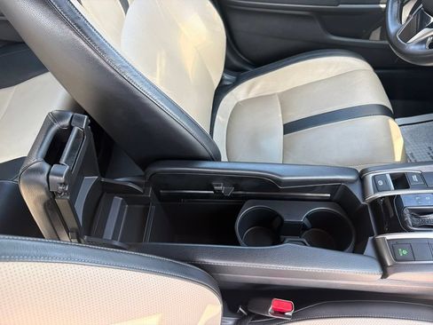Used 2019 Honda Civic EX-L image 41