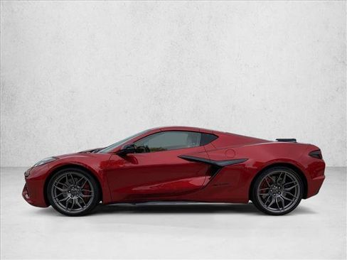 Used 2024 Chevrolet Corvette Z06 RWD image 10