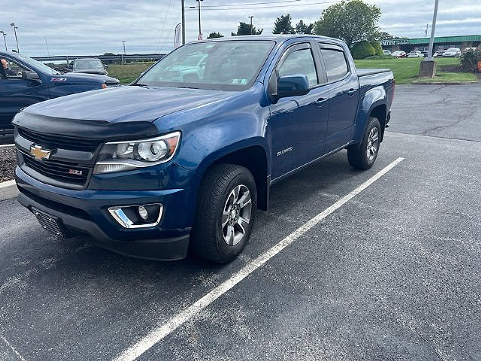 Used 2019 Chevrolet Colorado Z71 AWD/4WD image 4