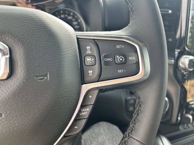 New 2026 RAM 1500 Big Horn AWD/4WD image 9