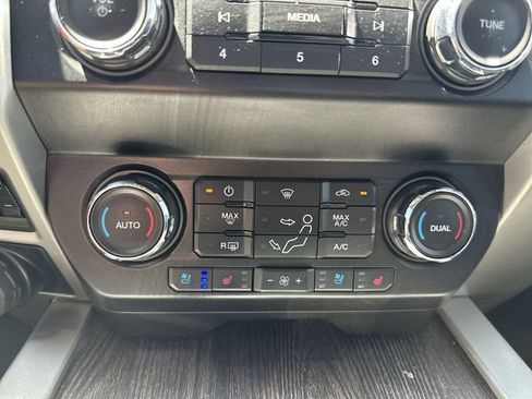 Used 2021 Ford F350 Lariat w/ Chrome Package AWD/4WD image 18