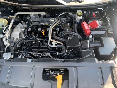 Used 2021 Nissan Rogue SV FWD image 28