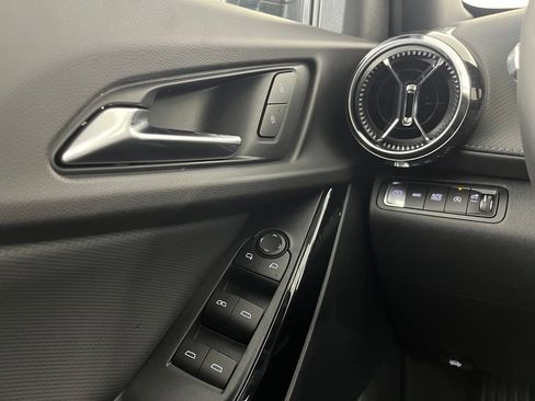 New 2026 Chevrolet Equinox LT w/ Convenience Package II image 21