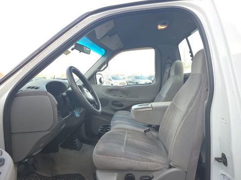 Used 1998 Ford F150 XLT image 13
