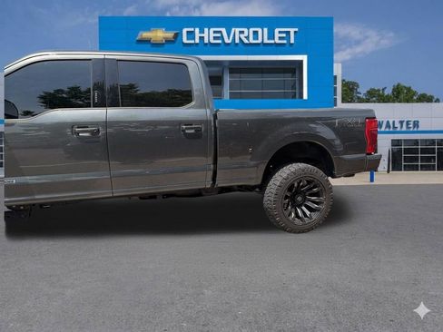 Used 2020 Ford F250 Lariat AWD/4WD image 9