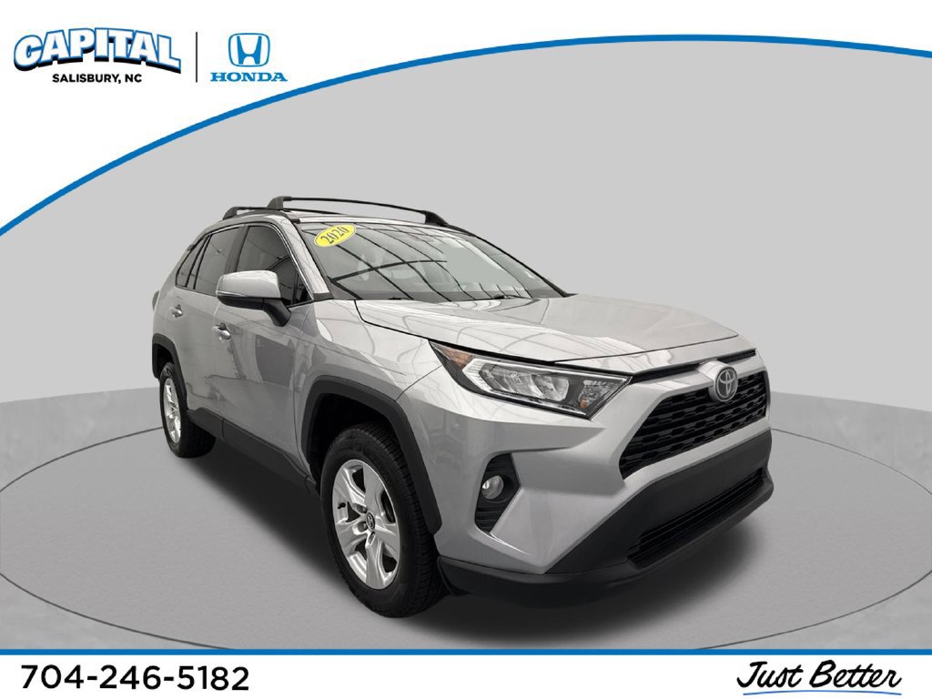 Used 2020 Toyota RAV4 XLE w/ Convenience Package FWD image 1