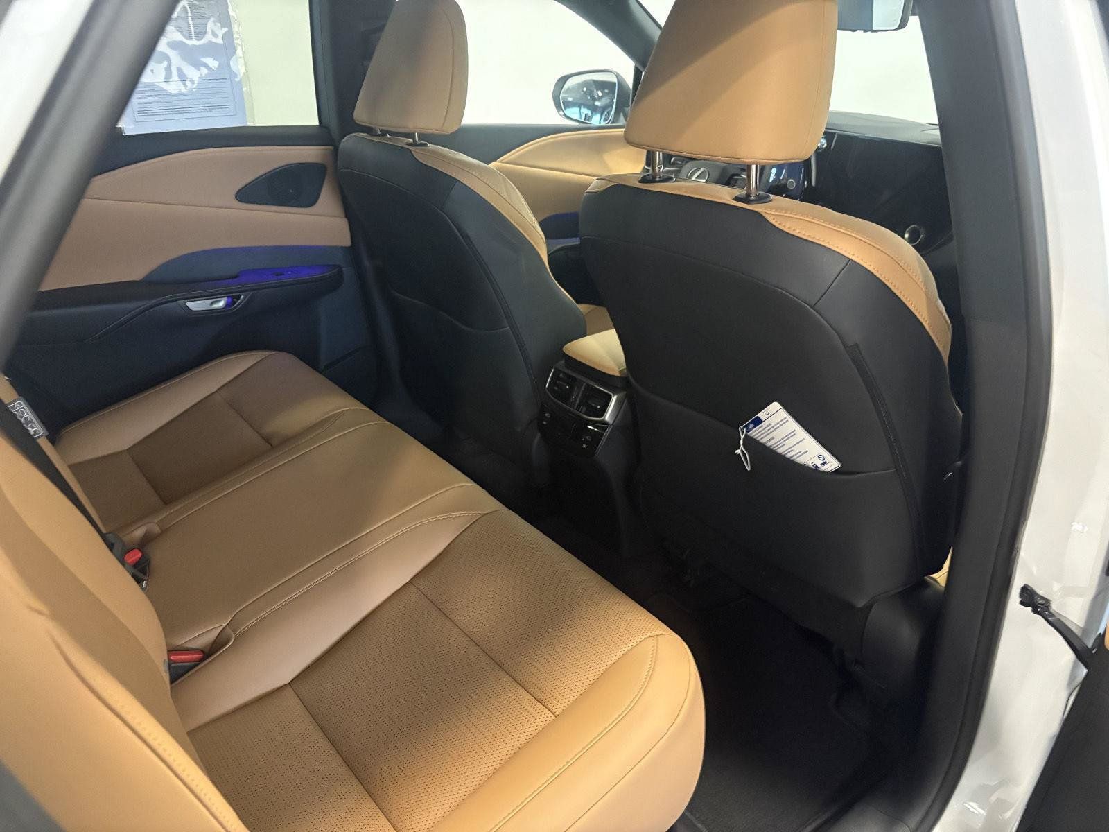 Used 2026 Lexus RX 350 w/ Convenience Package AWD/4WD image 43