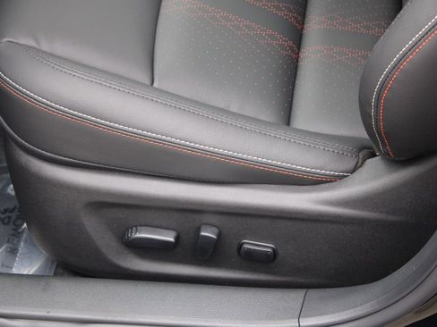 New 2025 Nissan Altima 2.5 SR image 9