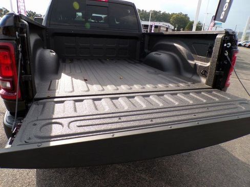 New 2026 RAM 2500 Tradesman AWD/4WD image 7
