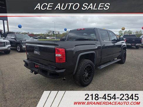 Used 2016 GMC Sierra 1500 SLE w/ SLE Value Package AWD/4WD image 4