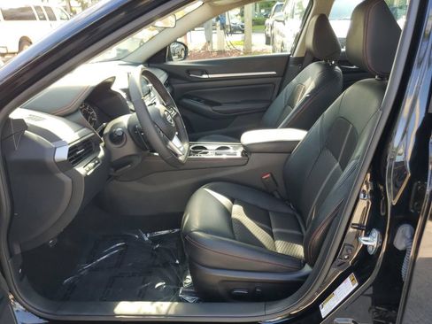Certified 2024 Nissan Altima 2.5 SR FWD image 17