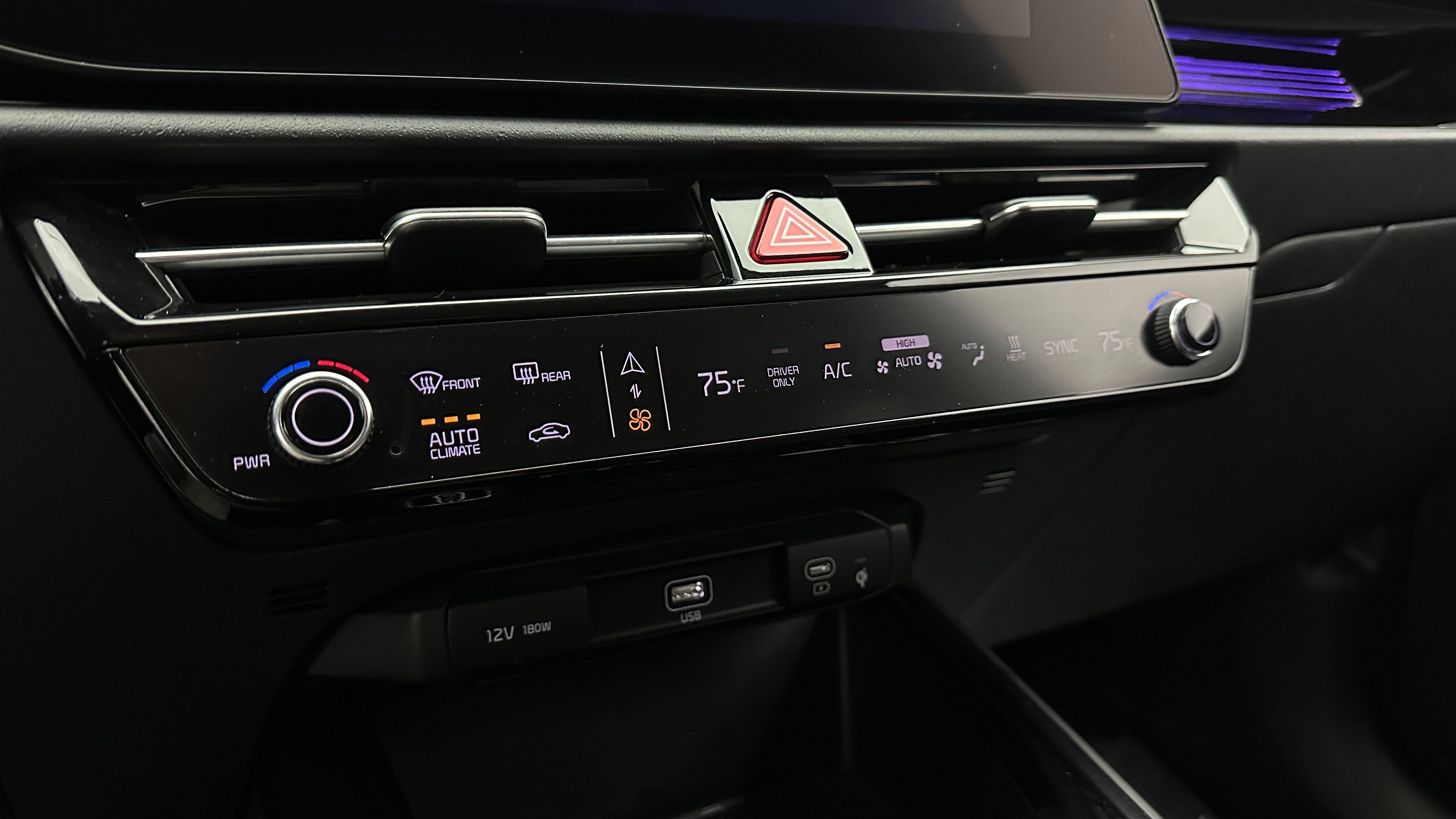 Used 2024 Kia Niro Wind FWD image 19