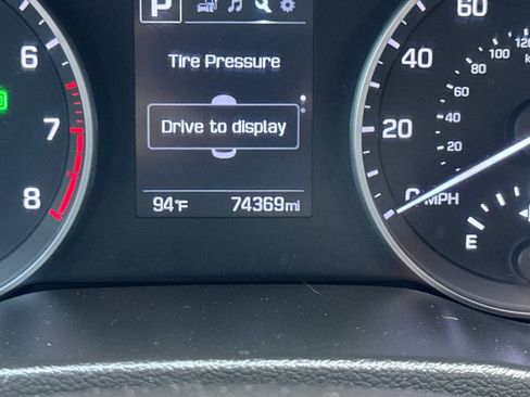 Used 2018 Hyundai Elantra Value Edition image 25