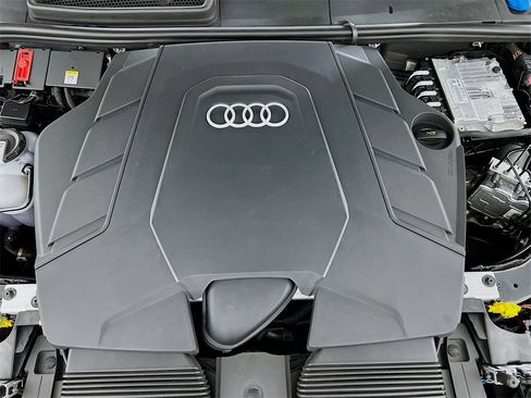Used 2025 Audi Q7 3.0T Premium Plus image 31