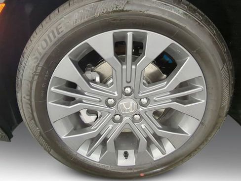 New 2026 Honda Odyssey Touring image 9