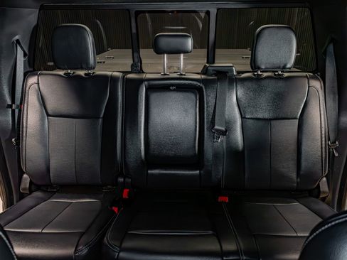 Used 2022 Ford F250 Lariat w/ Black Appearance Package AWD/4WD image 23