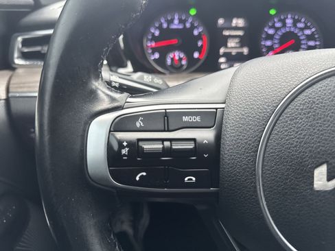 Used 2022 Kia K5 EX image 16
