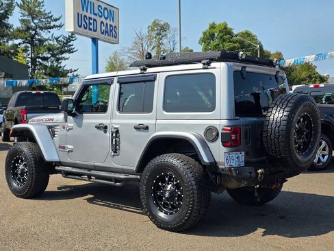 Used 2020 Jeep Wrangler Unlimited Rubicon w/ LED Lighting Group AWD/4WD image 2