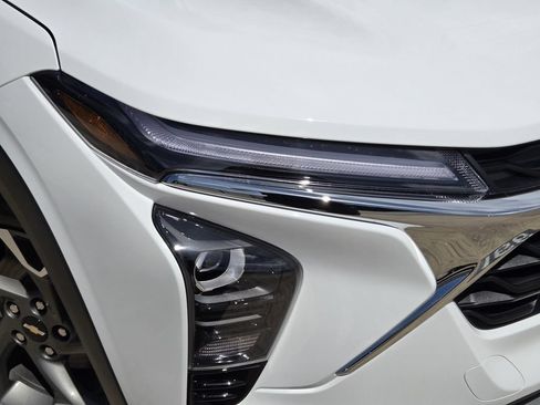 New 2026 Chevrolet Trax LT FWD image 10