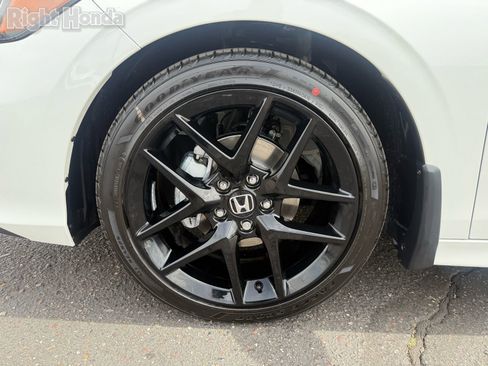 Used 2026 Honda Civic Sport image 11