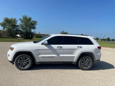 Used 2020 Jeep Grand Cherokee Limited w/ Trailer Tow Group IV AWD/4WD image 5