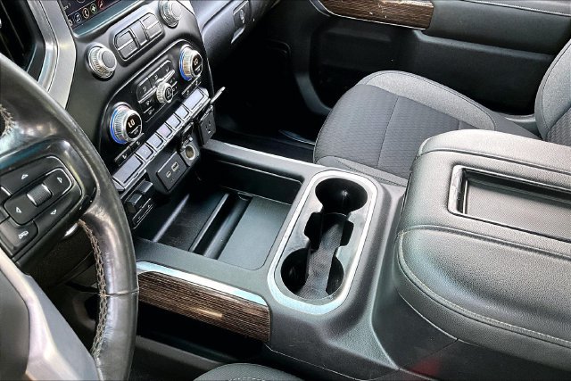 Used 2020 GMC Sierra 2500 SLE w/ SLE Value Package; AWD/4WD image 19