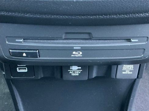 Used 2023 Honda Odyssey Touring image 28