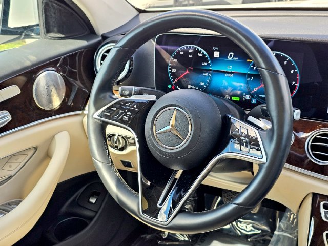Used 2023 Mercedes-Benz E 450 4MATIC Sedan image 32