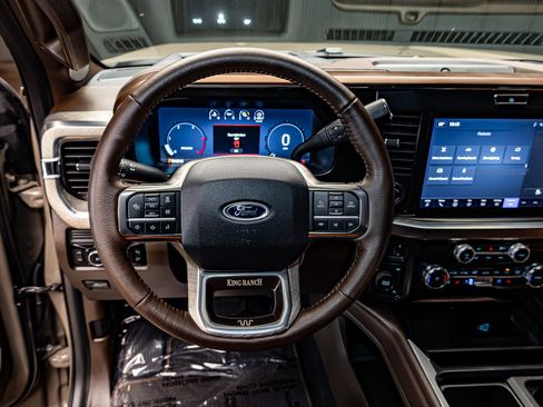 Used 2026 Ford F250 King Ranch w/ Chrome Package image 19