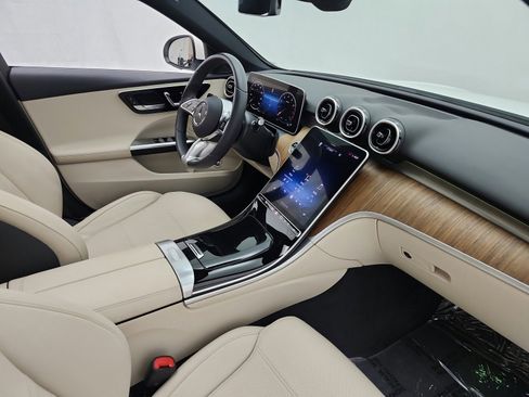 Used 2024 Mercedes-Benz C 300 Sedan image 25