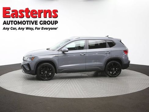 Used 2022 Volkswagen Taos SE AWD/4WD image 57