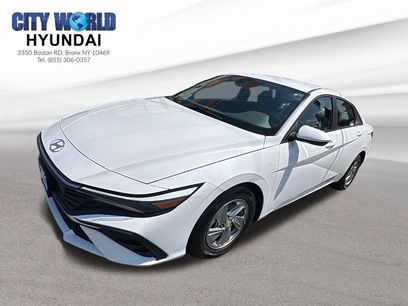 Used 2024 Hyundai Elantra SE