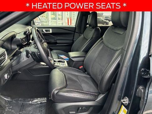 Certified 2022 Ford Explorer ST w/ ST Street Pack image 7