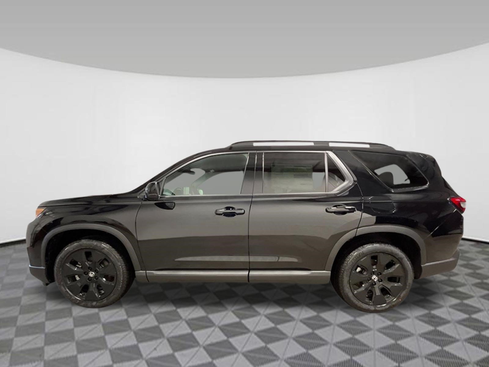 New 2026 Honda Pilot Black Edition image 3