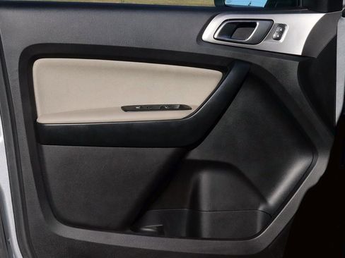 Used 2021 Ford Ranger XLT w/ Equipment Group 301A Mid image 11