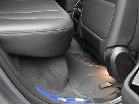 New 2026 BMW X5 M60i image 17