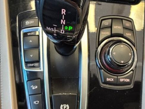 Used 2011 BMW ALPINA B7 xDrive w/ Rear Entertainment Pkg AWD/4WD image 24