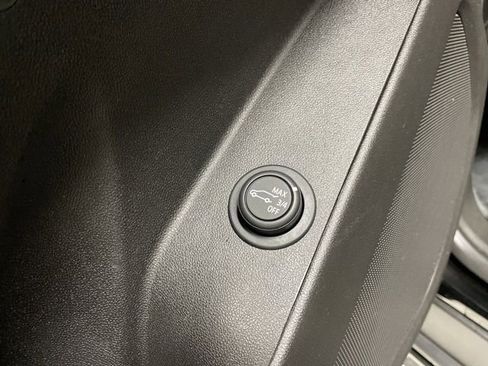 Used 2022 Chevrolet Equinox RS w/ RS Leather Package image 29