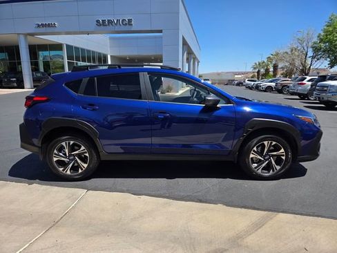 Used 2024 Subaru Crosstrek 2.0i Premium AWD/4WD image 3