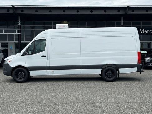 New 2026 Mercedes-Benz Sprinter 2500 image 2